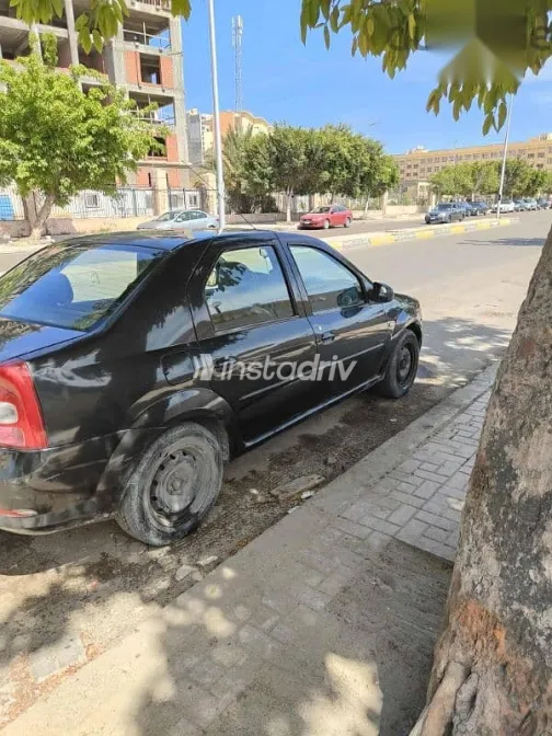 Renault Logan 2012 Black Used for Sale - 3