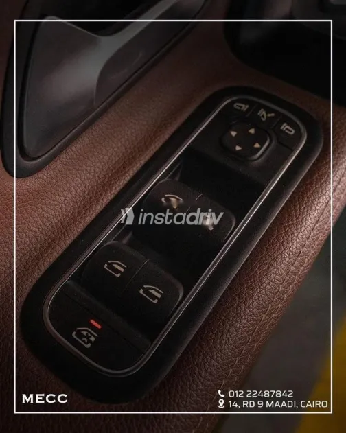 مرسيدس A 180 2021 أسود مستعملة للبيع - 5