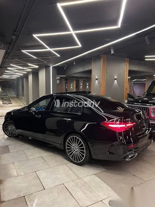 مرسيدس C 200 2026 أسود جديدة للبيع - 3