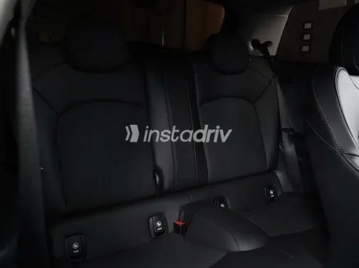 مينى كوبر 2024 فضي مستعملة للبيع - 4