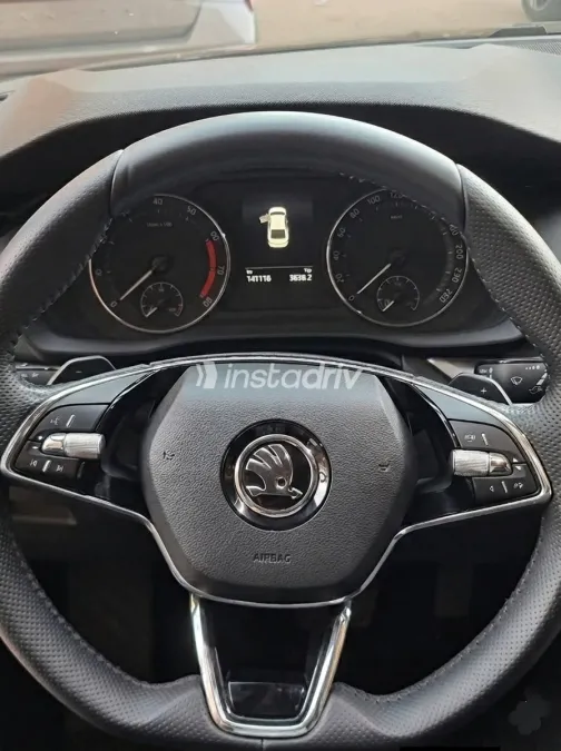 سكودا اوكتافيا 2021 أبيض مستعملة للبيع - 8