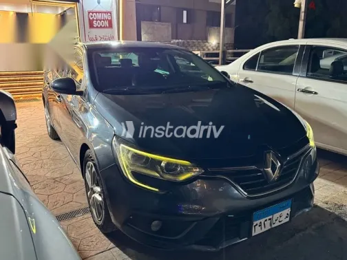 رينو ميجان 2020 رمادي مستعملة للبيع - 6
