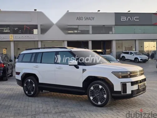 Hyundai Santa Fe 2025 White Used for Sale - 3