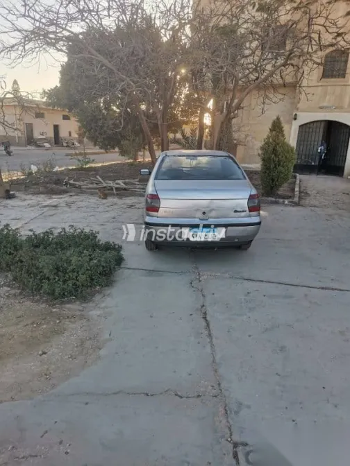 فيات سينا 2002 فضي مستعملة للبيع - 4