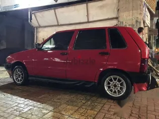 فيات اونو 1998 أحمر مستعملة للبيع