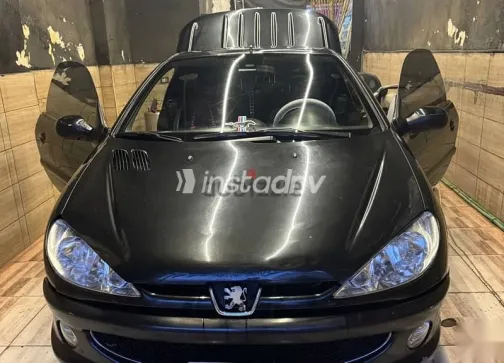 بيجو 206 2005 أسود مستعملة للبيع - 3