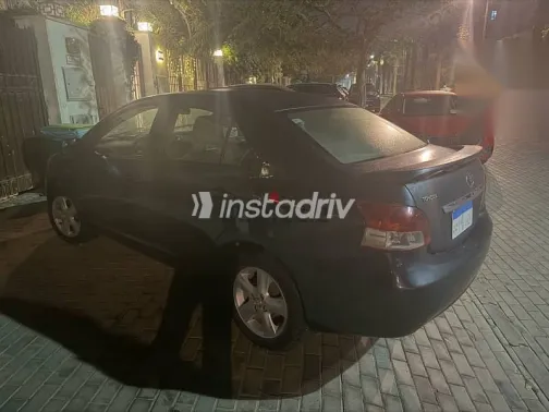 تويوتا ياريس 2008 رمادي مستعملة للبيع - 3