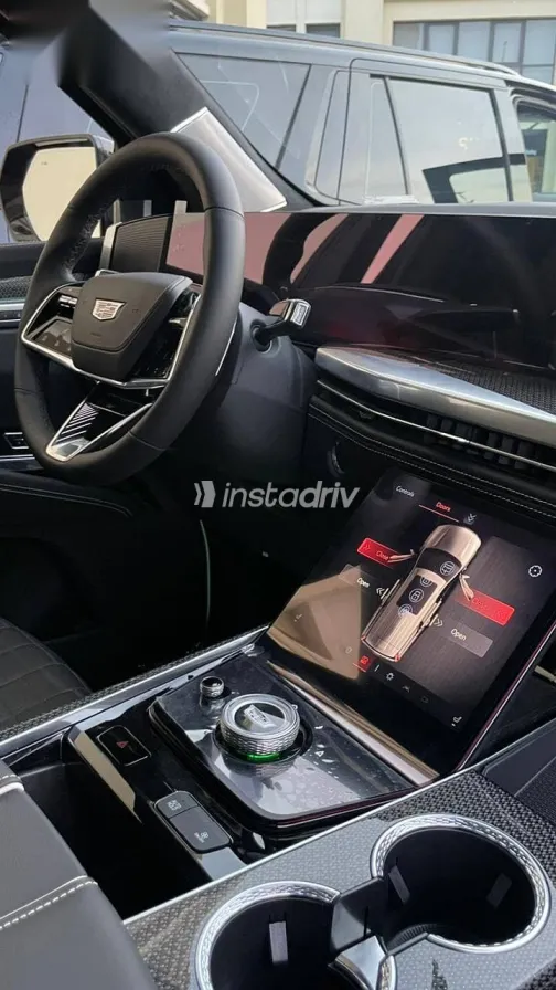 كاديلاك اسكاليد 2026 أسود جديدة للبيع - 1