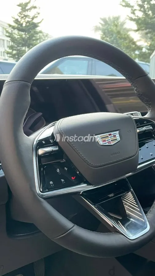كاديلاك اسكاليد 2026 أسود جديدة للبيع - 7