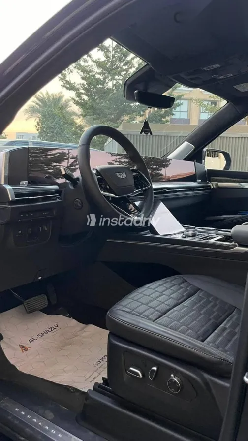 كاديلاك اسكاليد 2026 أسود جديدة للبيع - 8