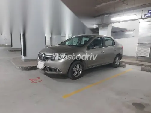 رينو لوجان 2016 ذهبي مستعملة للبيع - 1