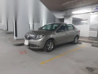 رينو لوجان 2016 ذهبي مستعملة للبيع