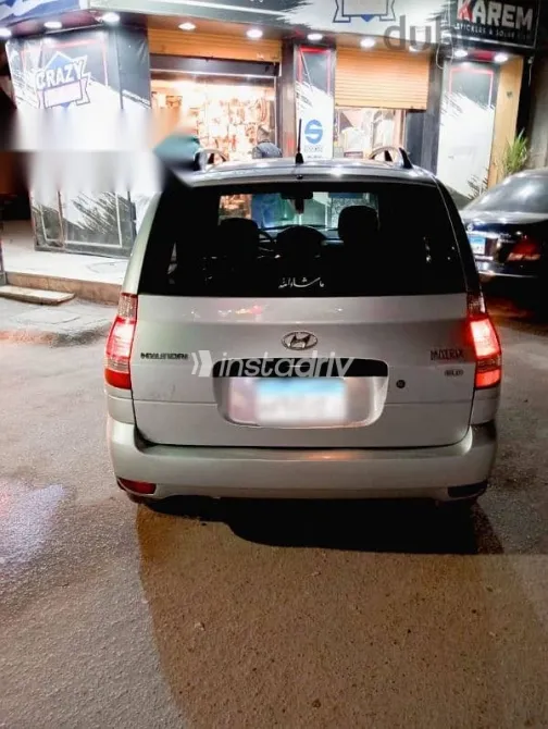 هيونداي ماتريكس 2010 فضي مستعملة للبيع - 3