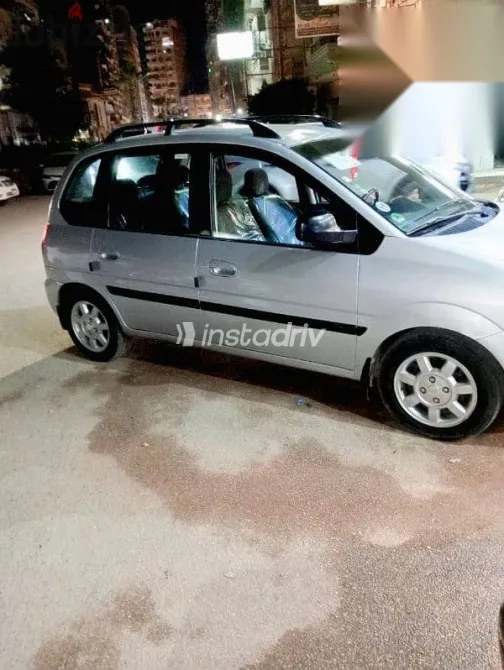 هيونداي ماتريكس 2010 فضي مستعملة للبيع - 6