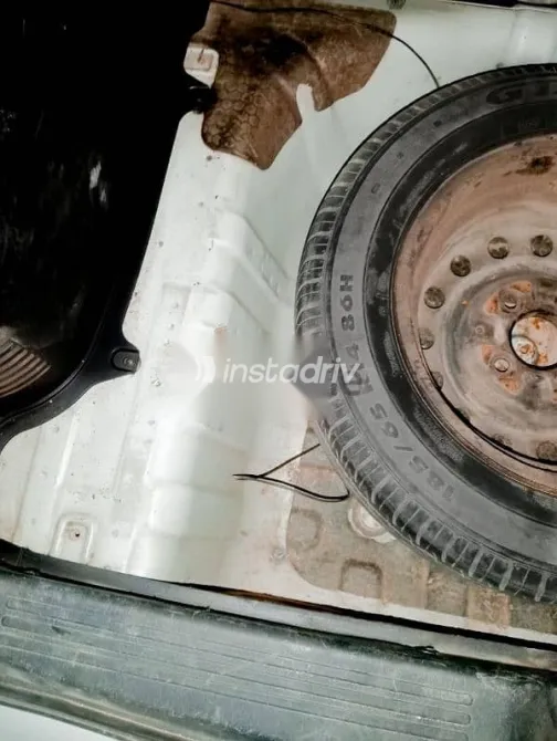 هيونداي ماتريكس 2010 فضي مستعملة للبيع - 8