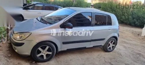 هيونداي جيتز 2007 فضي مستعملة للبيع - 4