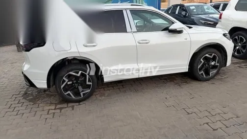 Volkswagen Tiguan 2026 White New for Sale - 3