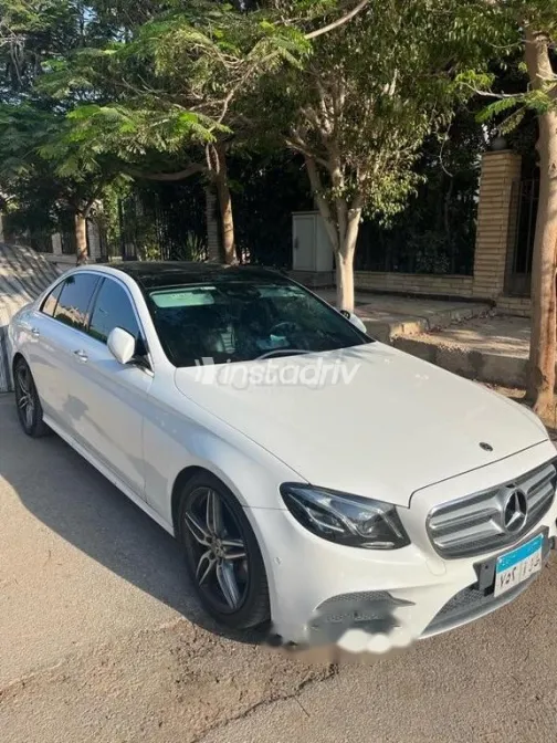 مرسيدس E 200 2019 أبيض مستعملة للبيع - 3