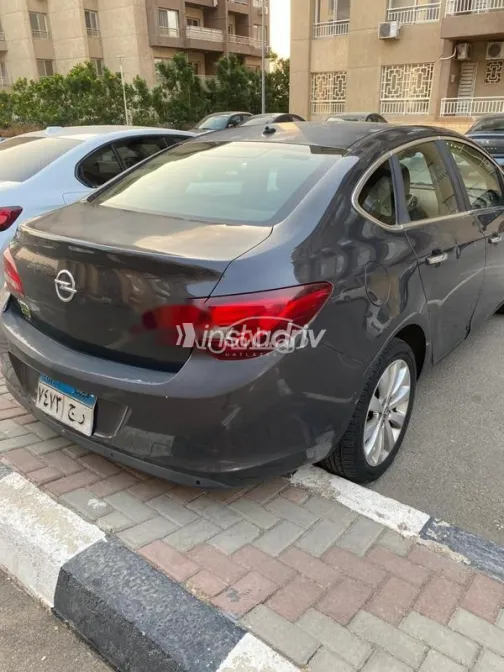 Opel Astra 2013 Gray Used for Sale - 1