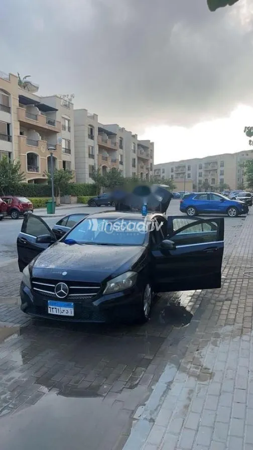 مرسيدس A 200 2013 أسود مستعملة للبيع - 1