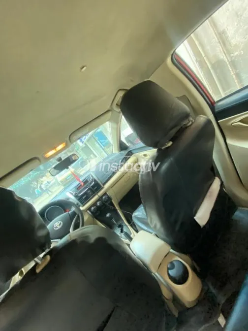 Toyota Yaris 2014 Burgundy Used for Sale - 5