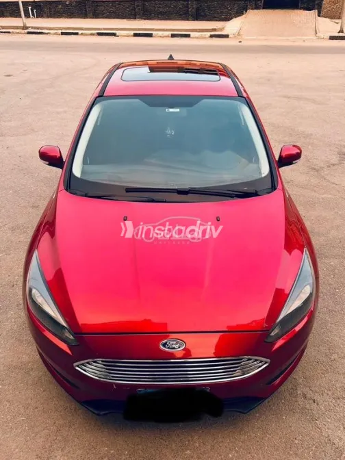 Ford Focus 2018 White Used for Sale - 2