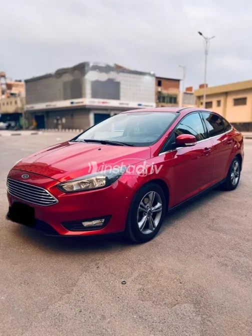 Ford Focus 2018 White Used for Sale - 5
