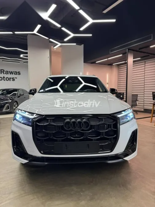 اودي Q7 2025 أبيض جديدة للبيع - 1