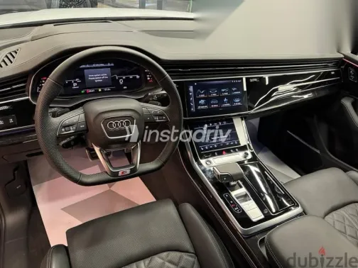 اودي Q7 2025 أبيض جديدة للبيع - 2