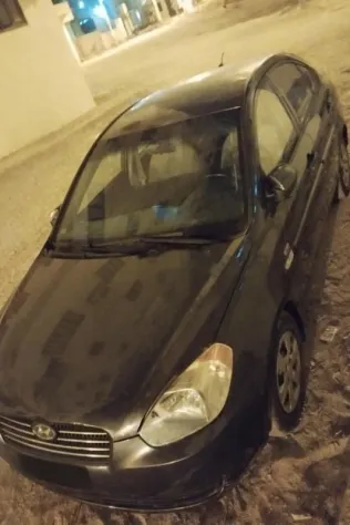 هيونداي اكسنت 2008 رمادي غامق مستعملة للبيع