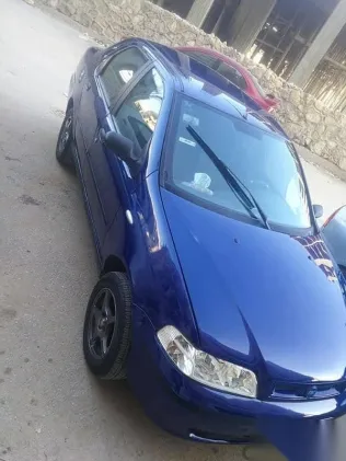 فيات بيترا 2003 أزرق غامق مستعملة للبيع