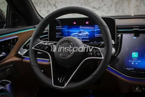 Mercedes E 200 2026 Black New for Sale - 8