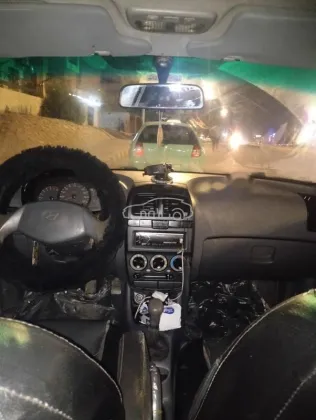 هيونداي فيرنا 2013 فضي مستعملة للبيع