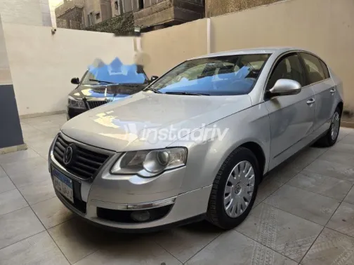 فولكس فاغن باسات 2011 فضي مستعملة للبيع - 4