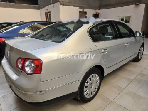 فولكس فاغن باسات 2011 فضي مستعملة للبيع - 5