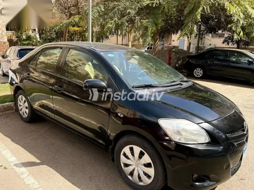 تويوتا ياريس 2008 أسود مستعملة للبيع - 3