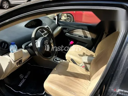 تويوتا ياريس 2008 أسود مستعملة للبيع - 6