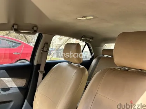 تويوتا ياريس 2008 أسود مستعملة للبيع - 7