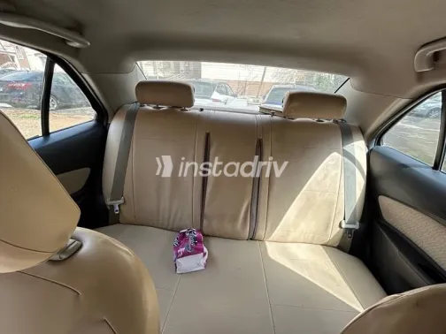 تويوتا ياريس 2008 أسود مستعملة للبيع - 8