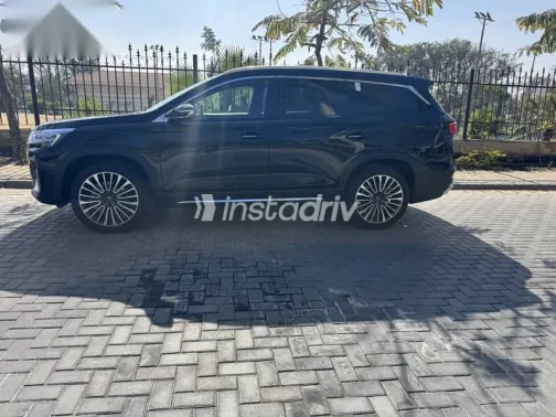 جيتور X90 2025 أسود مستعملة للبيع - 1