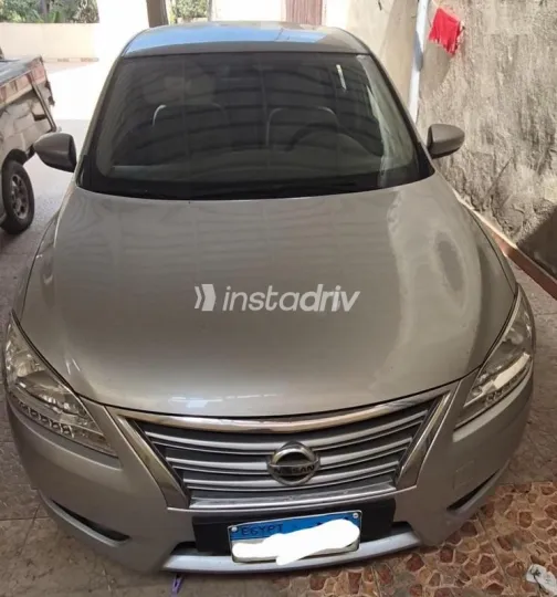 نيسان سنترا 2018 أبيض مستعملة للبيع - 2