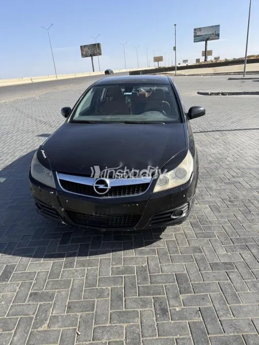 اوبل فيكترا 2008 أسود مستعملة للبيع - 1