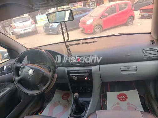 سكودا اوكتافيا 2000 أبيض مستعملة للبيع - 5