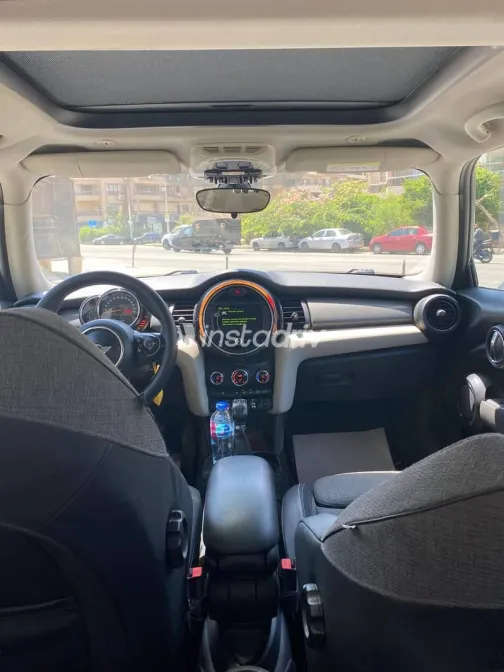 مينى كوبر 2015 أزرق غامق مستعملة للبيع - 3