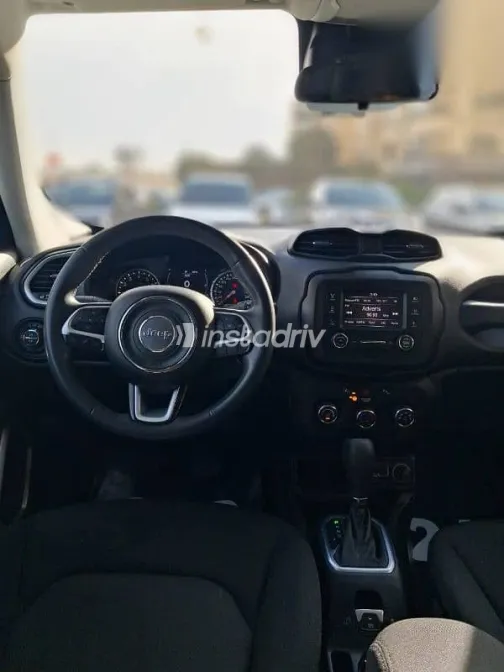 جيب رينيجيد 2021 أزرق غامق مستعملة للبيع - 6