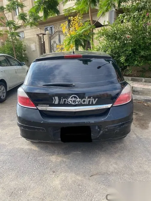 اوبل أسترا 2008 أسود مستعملة للبيع - 2