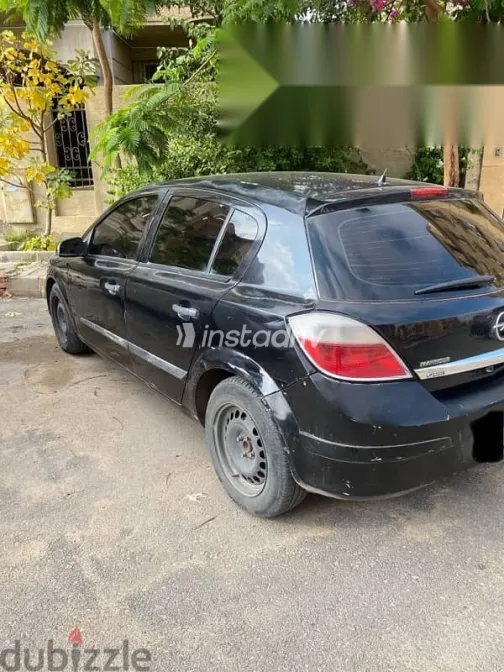 اوبل أسترا 2008 أسود مستعملة للبيع - 3