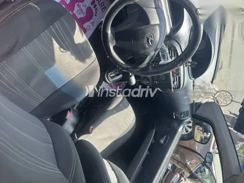 هيونداي ماتريكس 2010 أسود مستعملة للبيع - 10