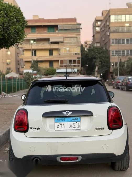 Mini Cooper 2017 White Used for Sale - 5