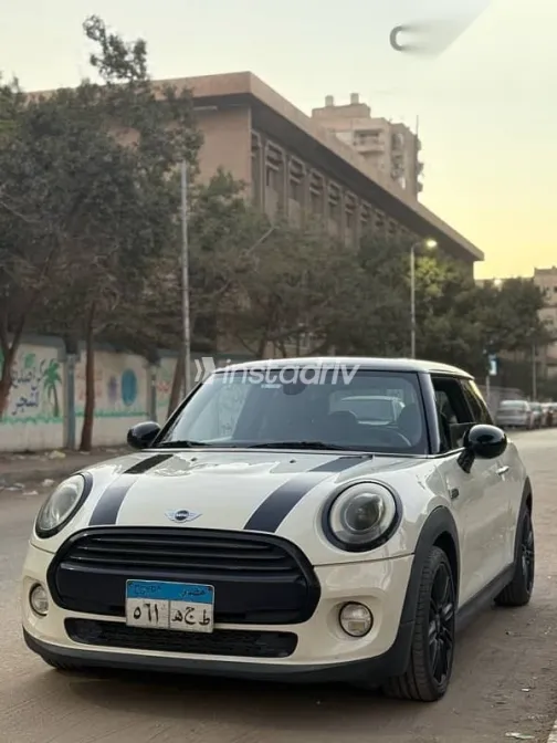 Mini Cooper 2017 White Used for Sale - 7